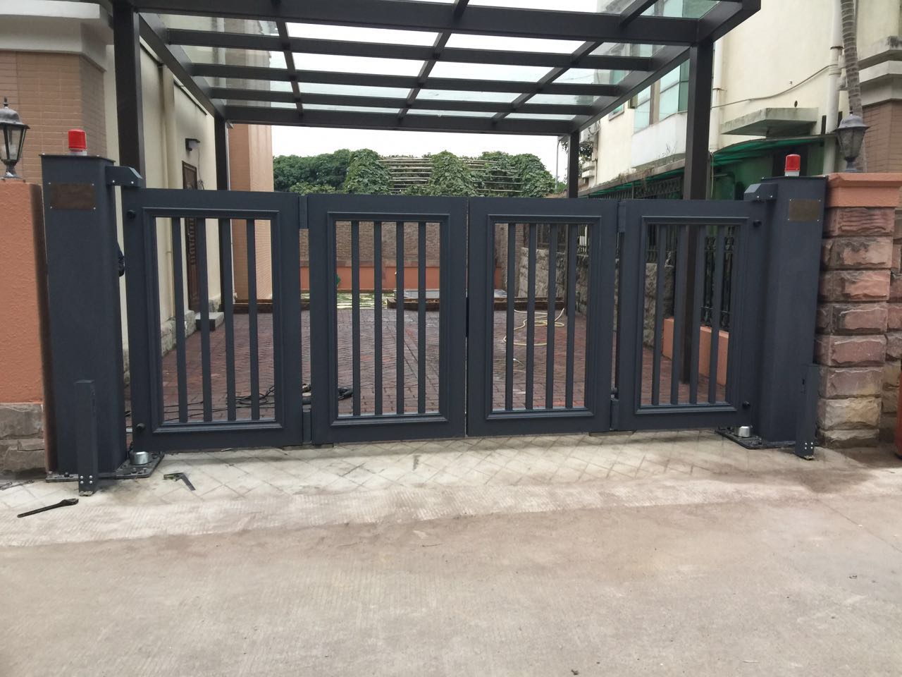 新乡新乡德阳市悬浮折叠门